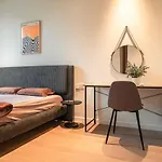 Metropole Thu Thiem Opera 2 Bedrooms Apartment