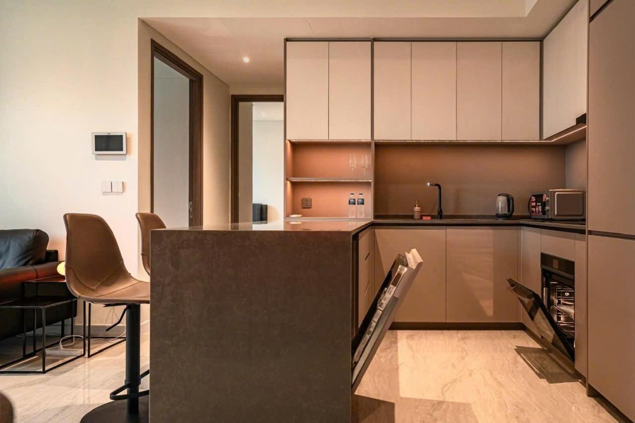Metropole Thu Thiem Opera 2 Bedrooms *