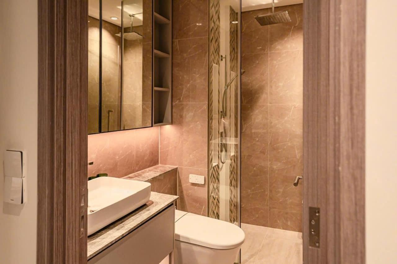 Metropole Thu Thiem Opera 2 Bedrooms